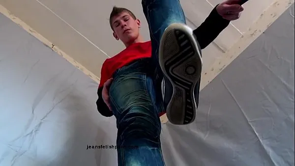 Mira trampling gay jeans fetish spit sneakers shoes hd720 tubo nuevo