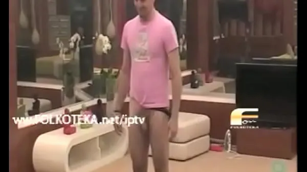 Mira Big Brother 2011 - Vladimir showed his dick tubo nuevo