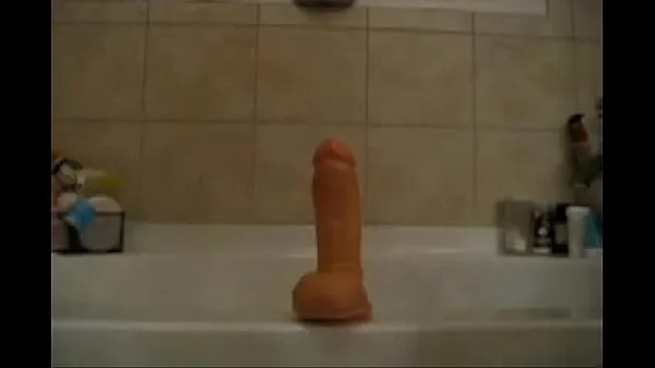 Watch Dildoing her Cunt in the Bathroom new Tube