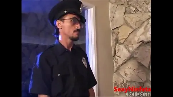 Nézze meg az Cop gives teenage girl his big stick új csatornát
