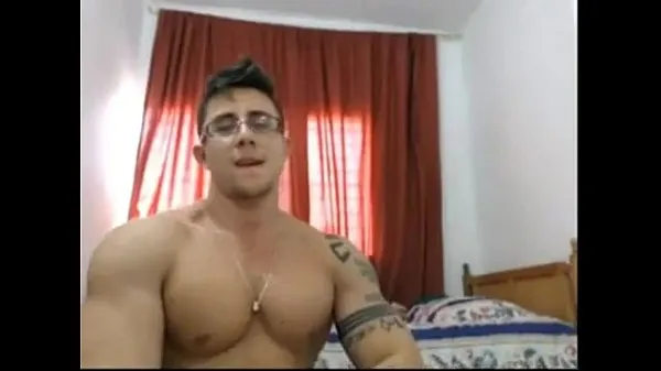 Bekijk gostoso tatuado brincando com consolo insta nieuwe Tube