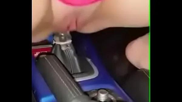 Xem Beautiful girl fucking gear of car on the front seat on fear gear ống mới