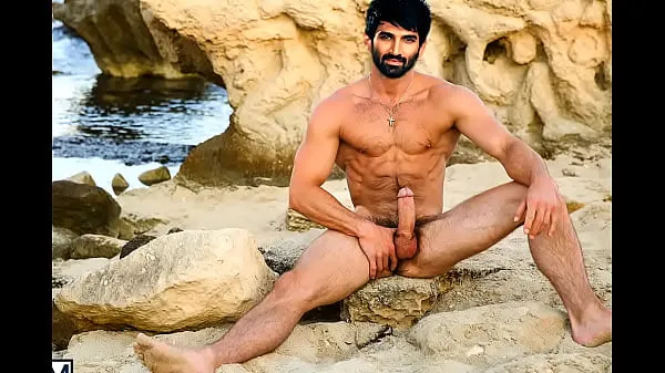 Mira Aditya Roy Kapoor sin ropa interior tubo nuevo