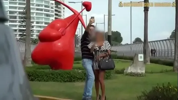 شاهد Bubble Butt Peruvian Gets Picked Up from The Park In Peru Lima And Fucked Hard أنبوبًا جديدًا