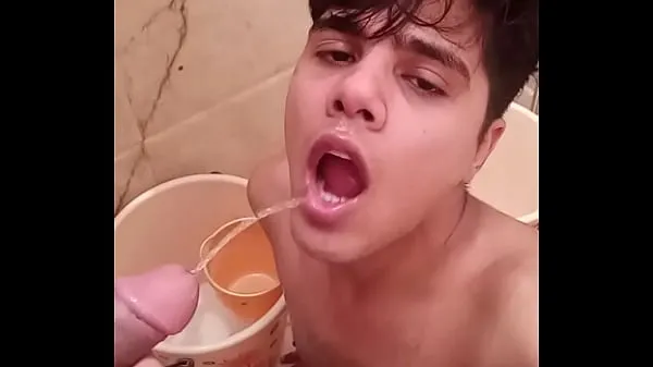 Tonton Indian gay slave enjoying piss shower Tube baharu