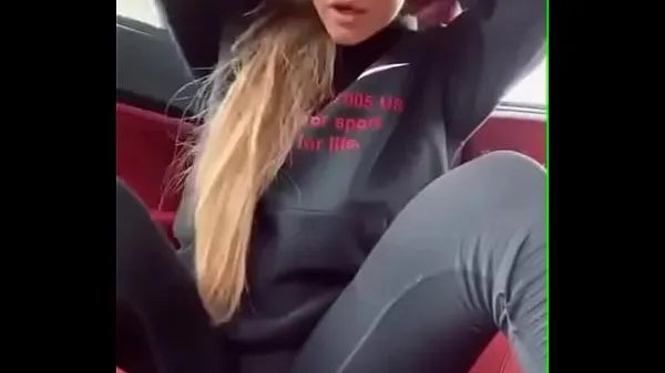 Nézze meg az Teen slut masturbating in the car új csatornát