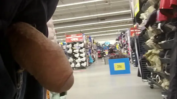 Pozrite si Dick in the store nový kanál