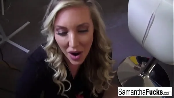 看 James Deen shows up on set and fucks Samantha Saint 条新通道 