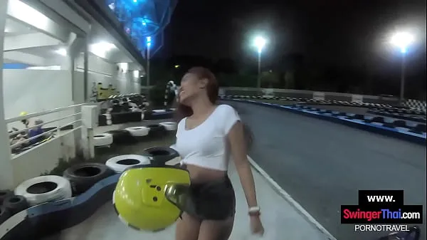 Xem Go karting with big ass Thai teen amateur girlfriend and horny sex after ống mới