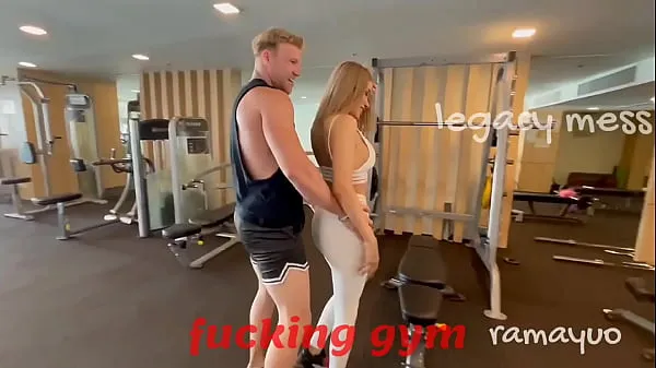 Sehen Sie sich LM: Verdammte Übungen im Fitnessstudio mit Sara. P1neue Tube an