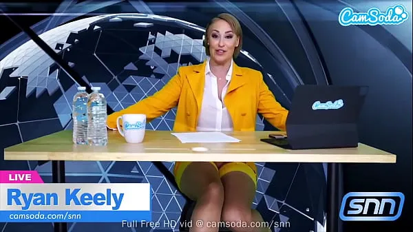 Nézze meg az Camsoda - Big Boobs MILF Ryan Keely Gets Freaky With Sex Machine Live On Air új csatornát