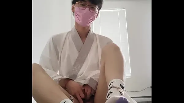 Tonton asian hanfu sissy femboy twink white socks kneeling anal and huge cumshot Tube baharu