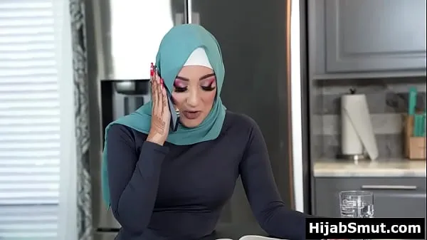 شاهد Hijab wearing arab teen fucked by soccer coach أنبوبًا جديدًا