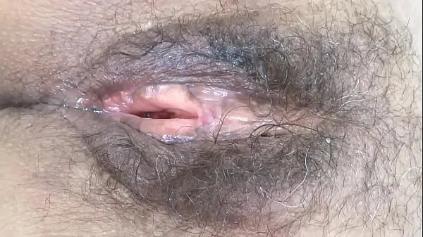 Watch I show my big hairy pussy after having fucked on the beach with my beautiful boss new Tube