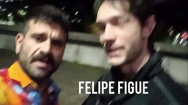 دیکھیں Felipe Figueira and Fernando Brutto have sex in the middle of the street. Complete on RED نیا ٹیوب