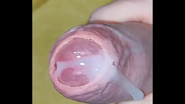 Oglejte si Close up cumshot pov novo cev