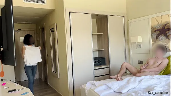 Watch PUBLIC DICK FLASH. I pull out my dick in front of a hotel maid and she agreed to jerk me off new Tube