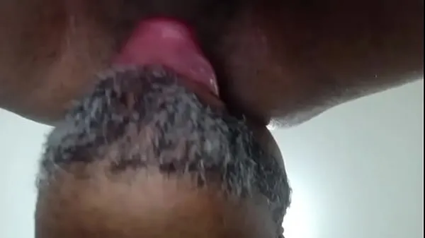 Se Dark-skinned, tattooed and with a perky ass, he made me feel comfortable in Micareta, it was easy to put him to breastfeed and then manipulate him until he was filled with milk. Complete on XVideos Premium, be Brenão’s ViP nyt rør