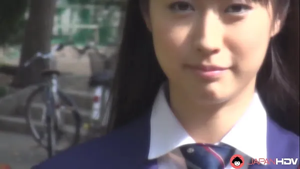 Tonton Tomomi Motozawa in school uniform sucks a classmate Tube baharu